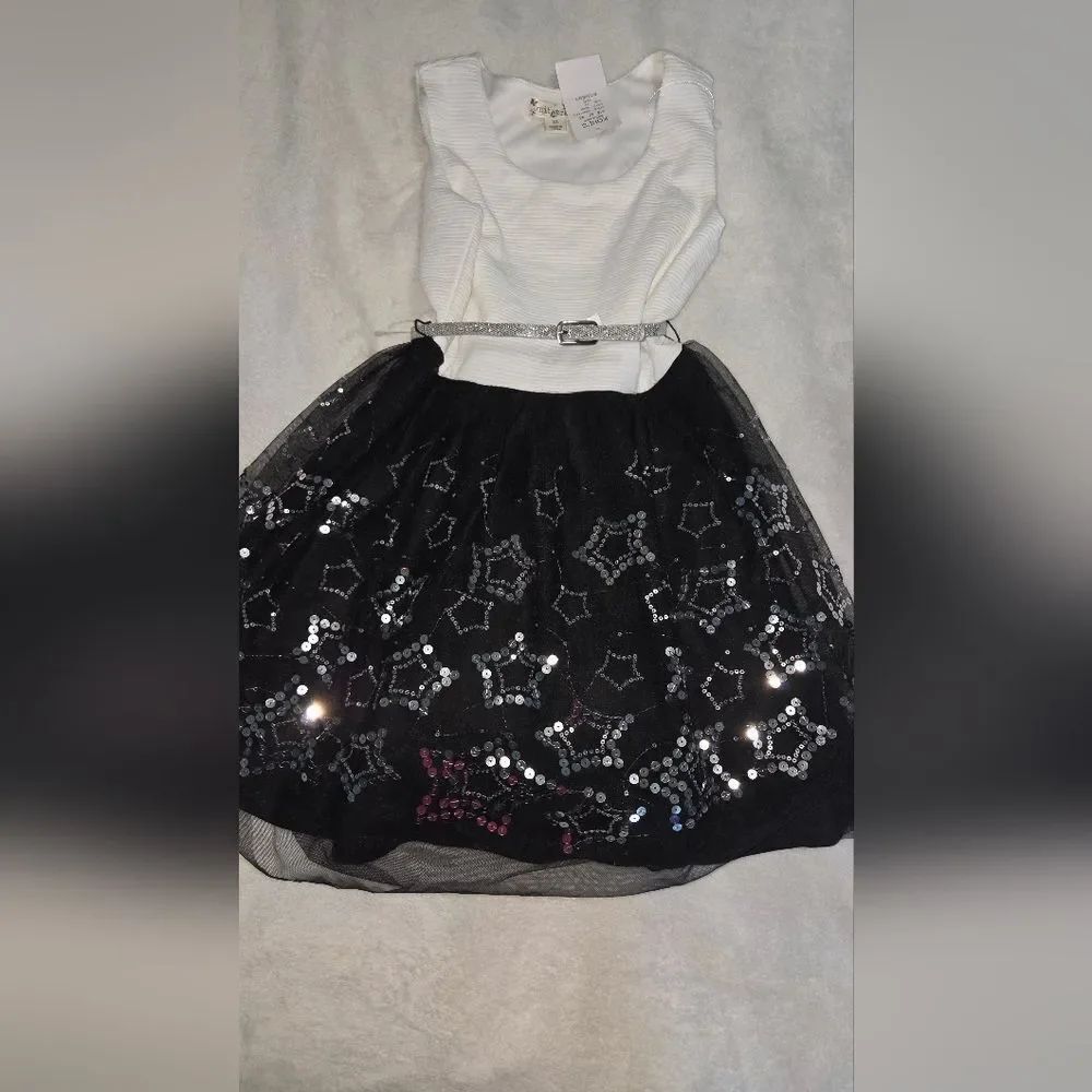 NWT Knit Works 10 Girl White Black Silver Sequin Slvless  Belt Dress